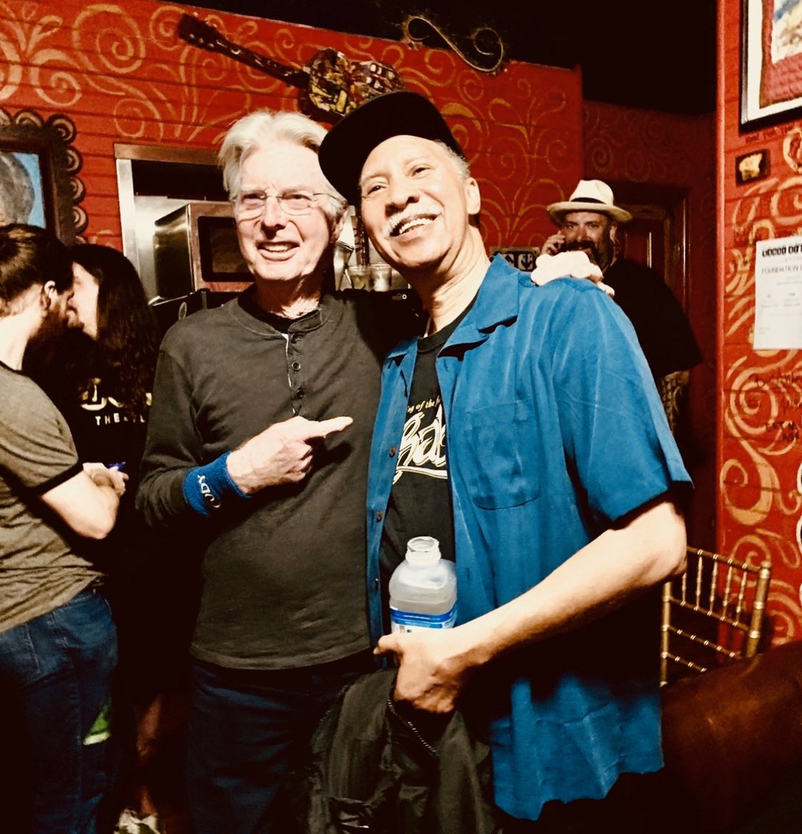 SilverbackMusic's tweet photo. That time last year #FoundationOfFunk @ZiggyModeliste #GeorgePorterJr #PhilLesh #JohnMedeski @erickrasno @lettucefunk horns @ericbennybloom @zoidis were hangin’ out and funkifying @HOBNOLA
@jazzfest 50th Anniversary
April 27, 2019
#NewOrleans #LA
⚜️🎸🥁🎹🎸⚜️ https://t.co/2CGcTixExa