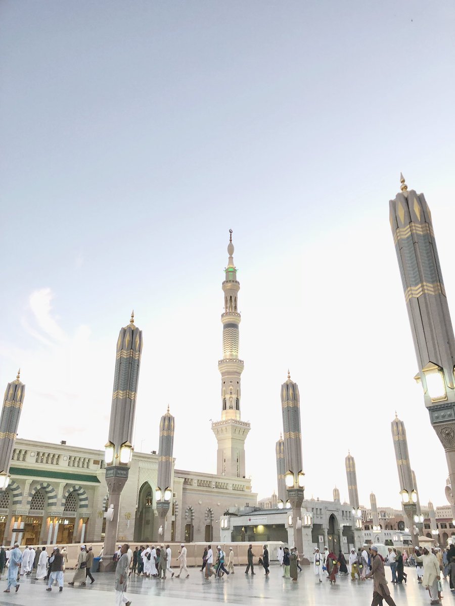 Praamud's tweet image. Throwback karena rindu.
Masjid Nabawi - Madinah Al-Munawwarah

((semua hasil jepretan sendiri pake filter))