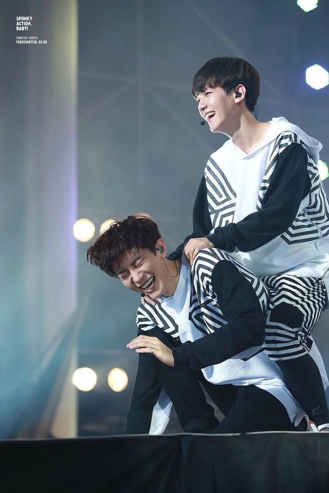 julyapey's tweet photo. @yeollovely https://t.co/lK4bn6Y99V