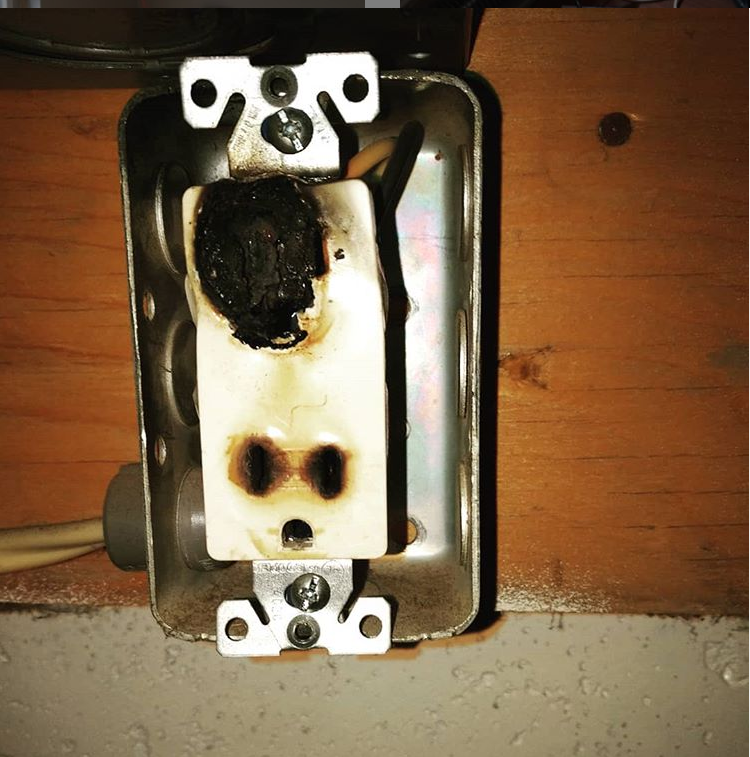 connected_ts's tweet photo. NEW BLOG ALERT!!!! Why are your electrical outlets not working? 
https://t.co/AdAeDjuazE https://t.co/xUNR51sTcU