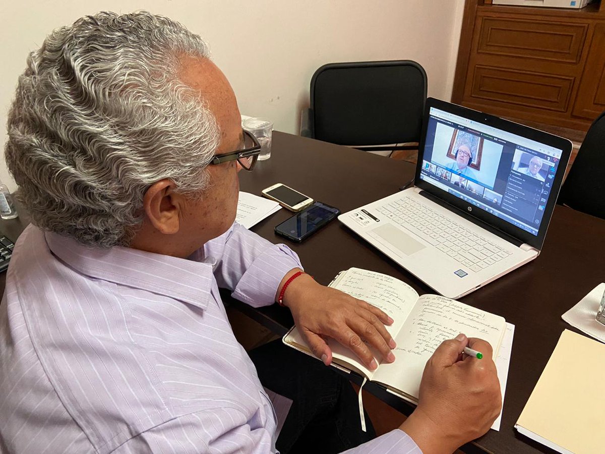 SEDERCOAH's tweet photo. Participa Secretario @flores_mendez en mesa de trabajo virtual, tema “Atención inmediata a la crisis: cadena agropecuaria y alimentación”,  coordinada por @CNAgropecuario con la participación de empleadores, sindicatos, productores del campo, académicos, sociedad civil. @mrikelme https://t.co/kQFztoJbi7