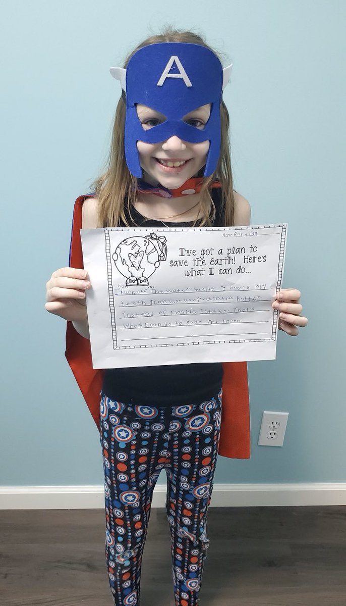 MarsAreaSD's tweet photo. ๐๐๐ชSuper Hero Day AND a plan to save the Earth! Mrs. Rios is a lucky teacher. Thank you Rayleigh Edwards, we love it! #greatthingstodo #marsfamily #togetherapart https://t.co/hPZj6ah9PE