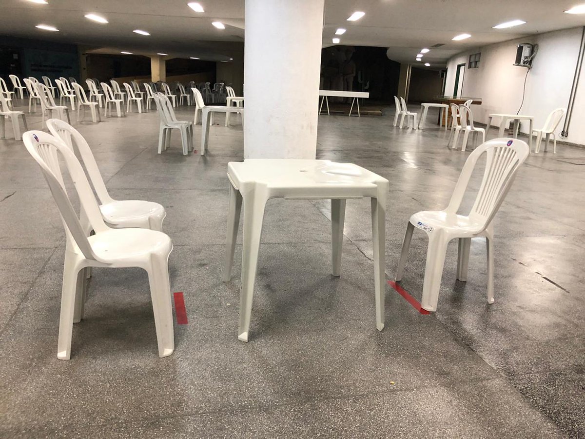 miguelcoelhope's tweet photo. Pessoal, a Central de Atendimento da @Caixa pra dúvidas sobre o Auxílio Emergencial já está instalada no Centro de Convenções, e passará a funcionar a partir de amanhã, de segunda a sexta, das 8h às 12h. Mais um local de atendimento pra que a gente evite aglomeração nas agências. https://t.co/7ReGKrOKvc