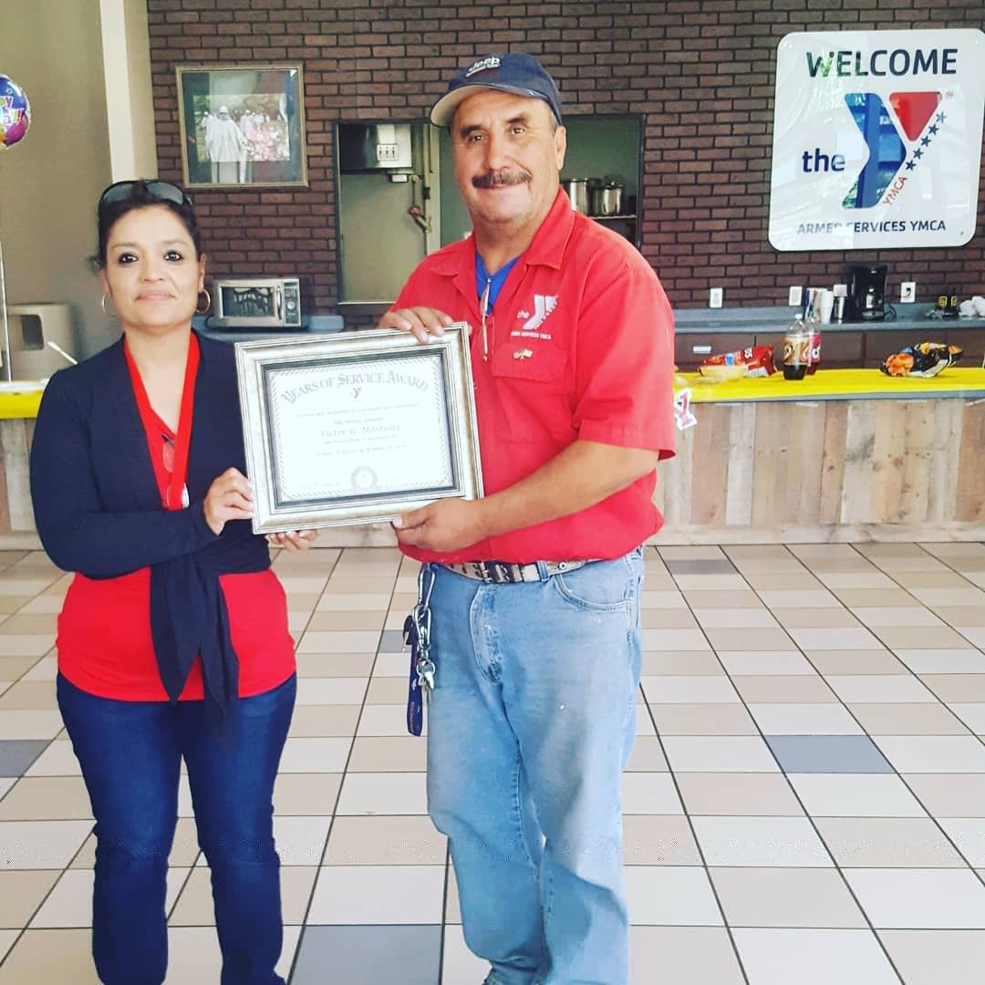 asymcaelpaso's tweet photo. π₯³ Last friday we celebrated 7 years of #service of Victor Martinez, 3 years of Maria cordero, and the #birthday of the month!! #Congratulations and thank you for all your work.
#ASYMCA #ASYMCAStrong #elpasotogether https://t.co/3hEebcQm0z
