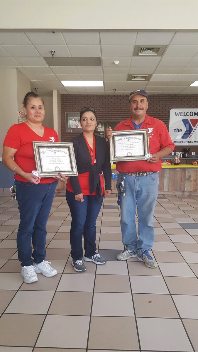 asymcaelpaso's tweet photo. π₯³ Last friday we celebrated 7 years of #service of Victor Martinez, 3 years of Maria cordero, and the #birthday of the month!! #Congratulations and thank you for all your work.
#ASYMCA #ASYMCAStrong #elpasotogether https://t.co/3hEebcQm0z