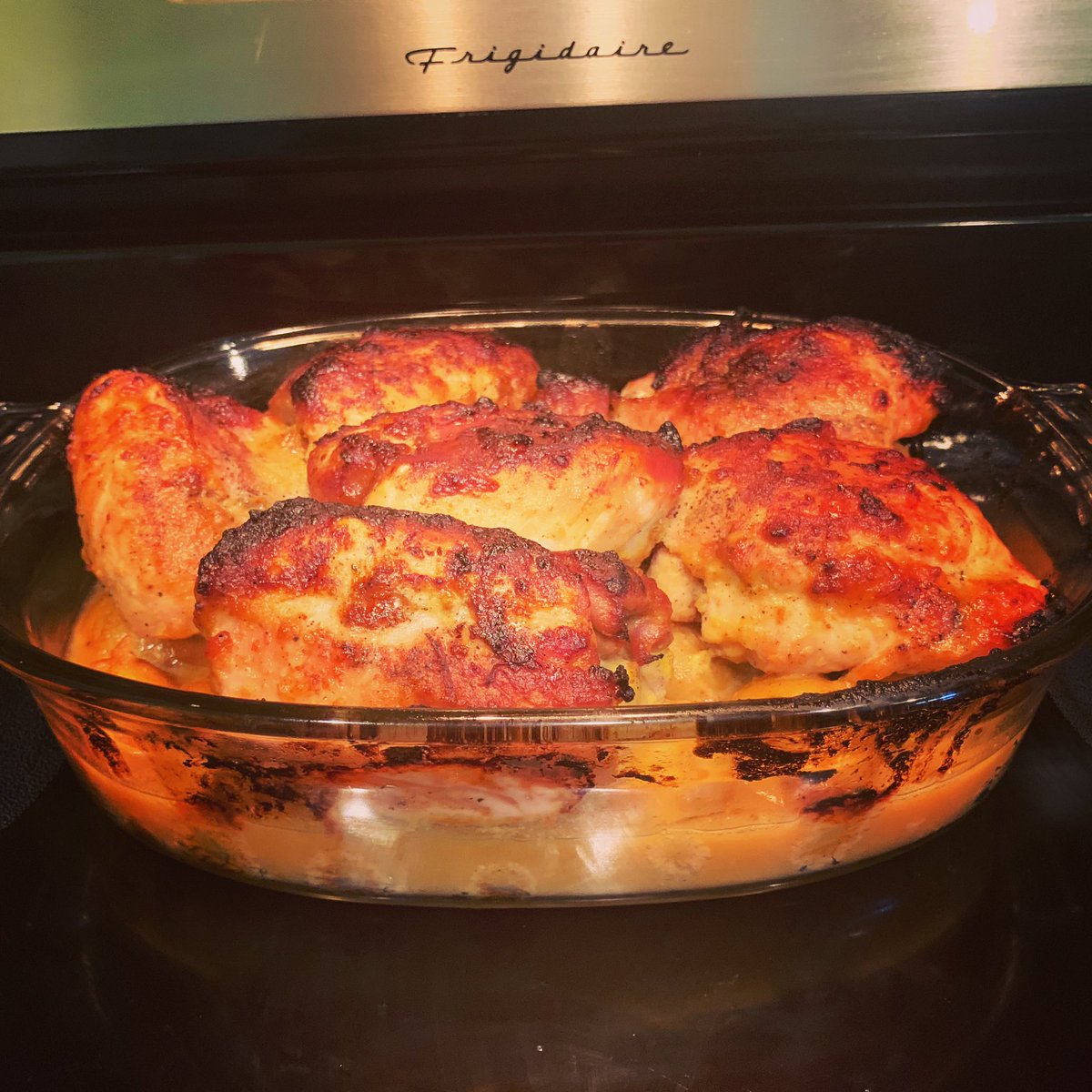 RABarry's tweet photo. Home schooling Sydnie how to cook! She didn’t need much coaching to make this delish honey mustard chicken! https://t.co/eq0MCA77GE https://t.co/hiqXTyc6sd