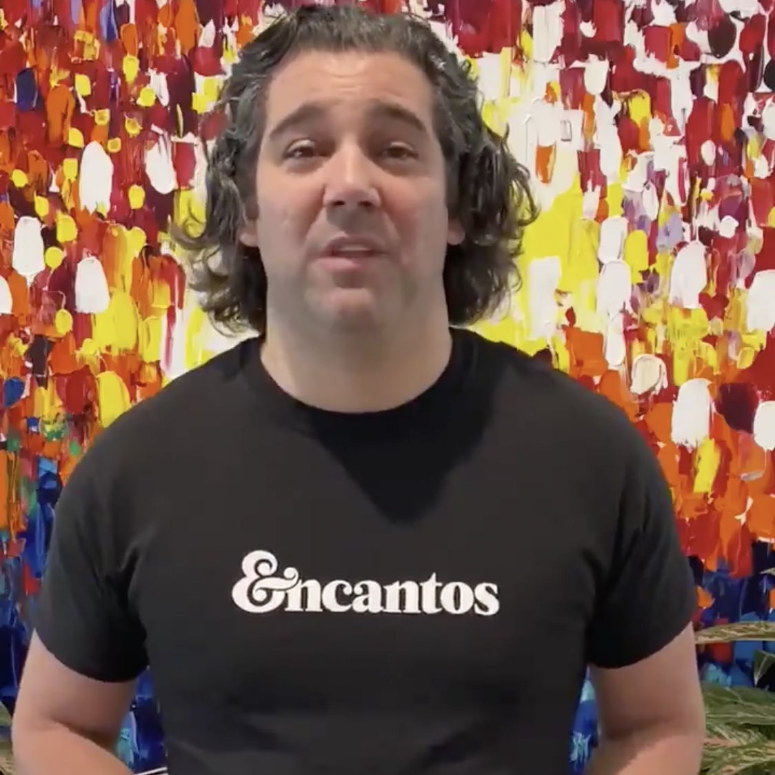ReadLatinoLit's tweet photo. 9 out of 10 kids globally are stuck at home during this pandemic crisis, says @wolfepereira. That’s why @GoTinyTravelers &amp; @EncantosBrands have started #OneBigWorld in support of @UNICEF &amp; to connect kids worldwide. #ReadLatinoLit https://t.co/niPvc7ccVA