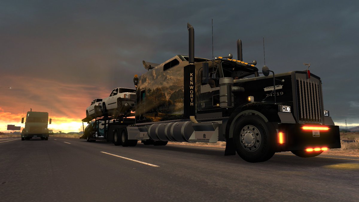 NerdyPappy's tweet photo. Beautiful sunset just outside Tucson!
@SCSsoftware #DriveFromHome https://t.co/yhL4dmCihQ