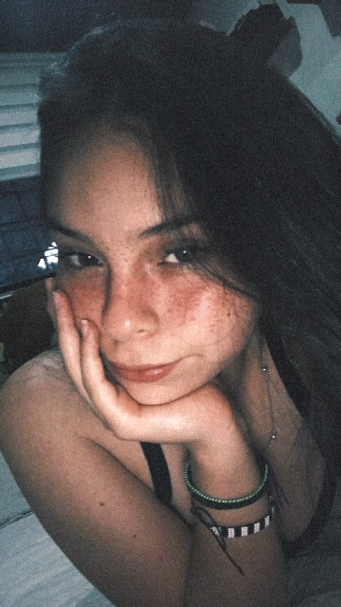 𝑆𝑜𝑝ℎ𝑖 tweet media