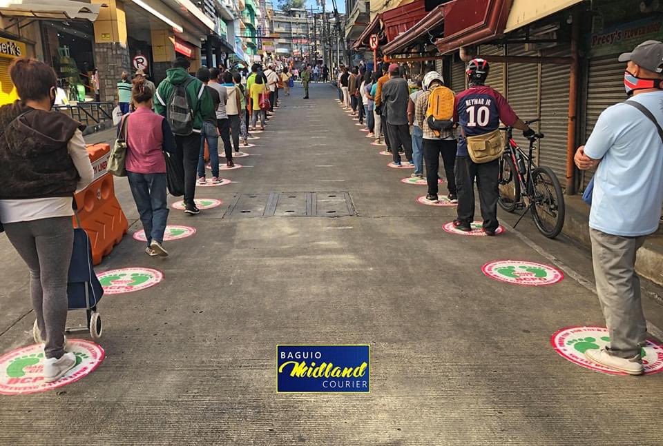13thFool's tweet photo. Employing visual cues is the only way to properly implement social distancing!

Salamat Baguio City for showing us how to do it! https://t.co/rG5cdaPVEj