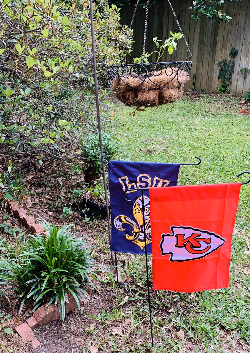 JudeKessler's tweet photo. This Shreveport LA fan is Revved for Edwards-Helaire to be a crucial member of the mighty mighty @Chiefs !!! #LSU #SuperBowl 2021 https://t.co/epldPOsA7p