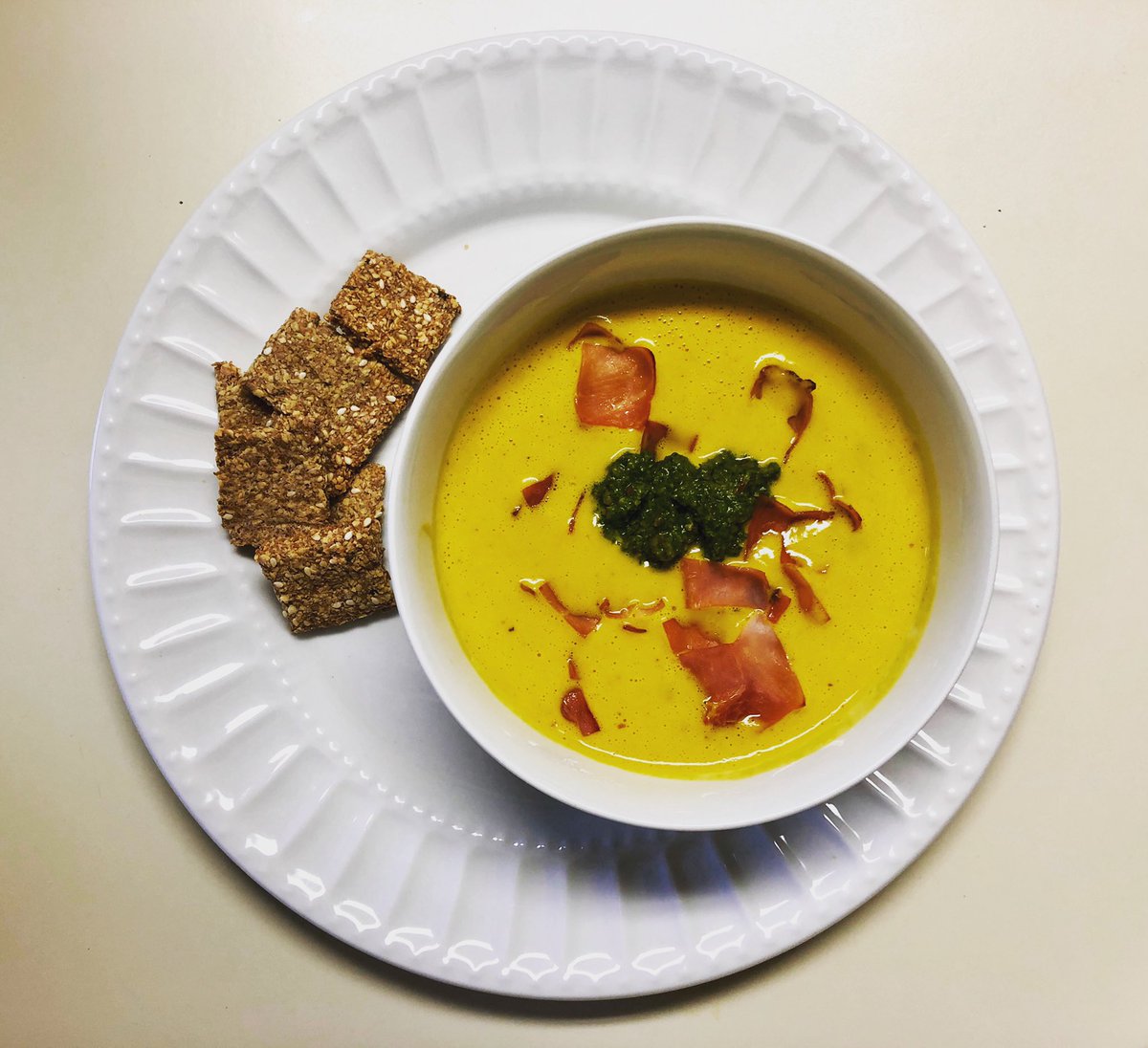FromLBs2LBDs's tweet photo. Zesty creamy carrot soup with kale walnut pesto on the blog &amp; other soups &amp; salads to rock your (insert sq ft of your home) world. #QuarantineRecipes 
https://t.co/JavtCj9F5X https://t.co/yE3k8NVfb1
