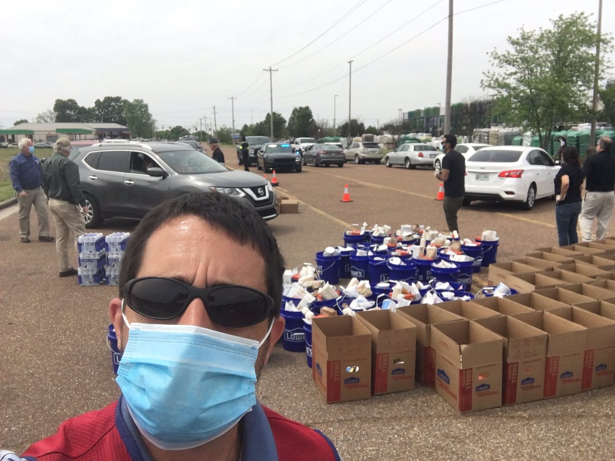 Blessed today to partner with our local #raceway and feed 500 families  in Millington! @lowes <a href="/RecoWatson/">Reco Watson</a> <a href="/CogdellJoel/">Joel Cogdell</a> <a href="/RobertJ55597237/">Robert Jefferson</a> #payitforward #local #1869