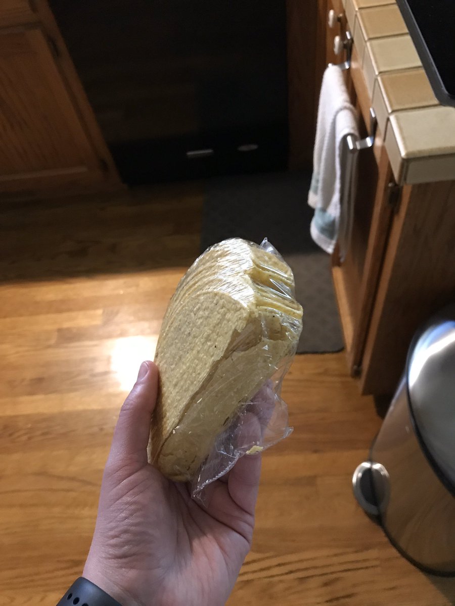 WTF <a href="/oldelpaso/">Old El Paso</a> ?! No spacer to keep them from breaking? You owe me 4 shells! 😜