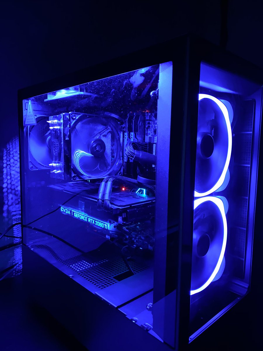 FfloFn's tweet image. Thank you to @JuniorRogueGG @findyourgrind and @ReKTGlobal for the opportunity to upgrade my pc :D