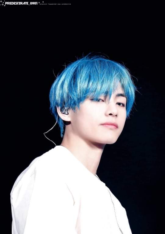 missbenzayb's tweet photo. I tried to do a makeup challenge of being a male kpop idol, I did V from BTS... HERE'S MY ATTEMPT ๐ I TRIED LOL I watched @akidearest old video of her following a makeup tutorial~
#makeupchallenge #BTS #makeuptrial https://t.co/cy2GEg734x