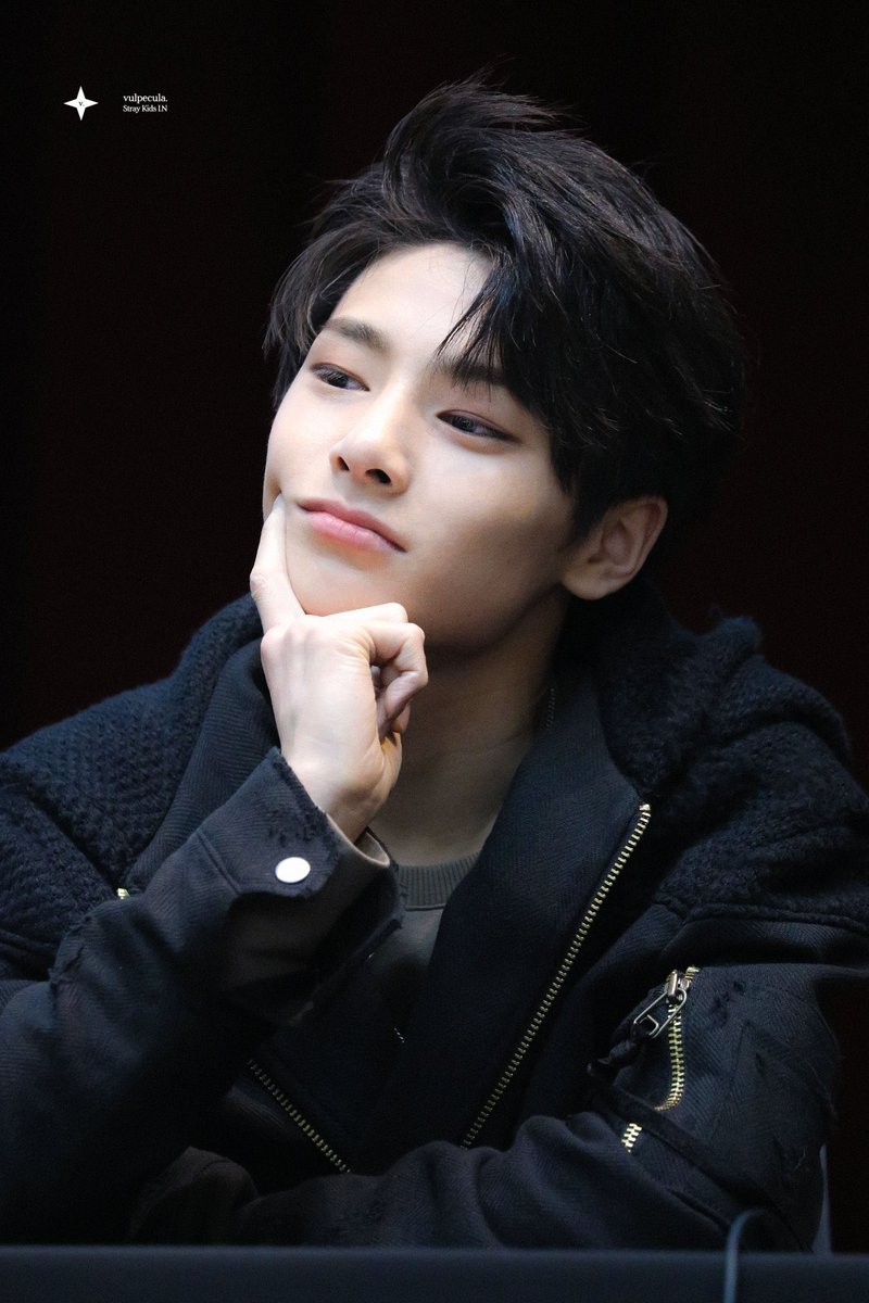 - day 118☆ jeongin has improved so much since debut I just hope he gets to showcase his vocals more in future releases and also I just hope he shines more in general in the future?? like he's not just the maknae, he's part of the vocal line, has such an amazing personality :(