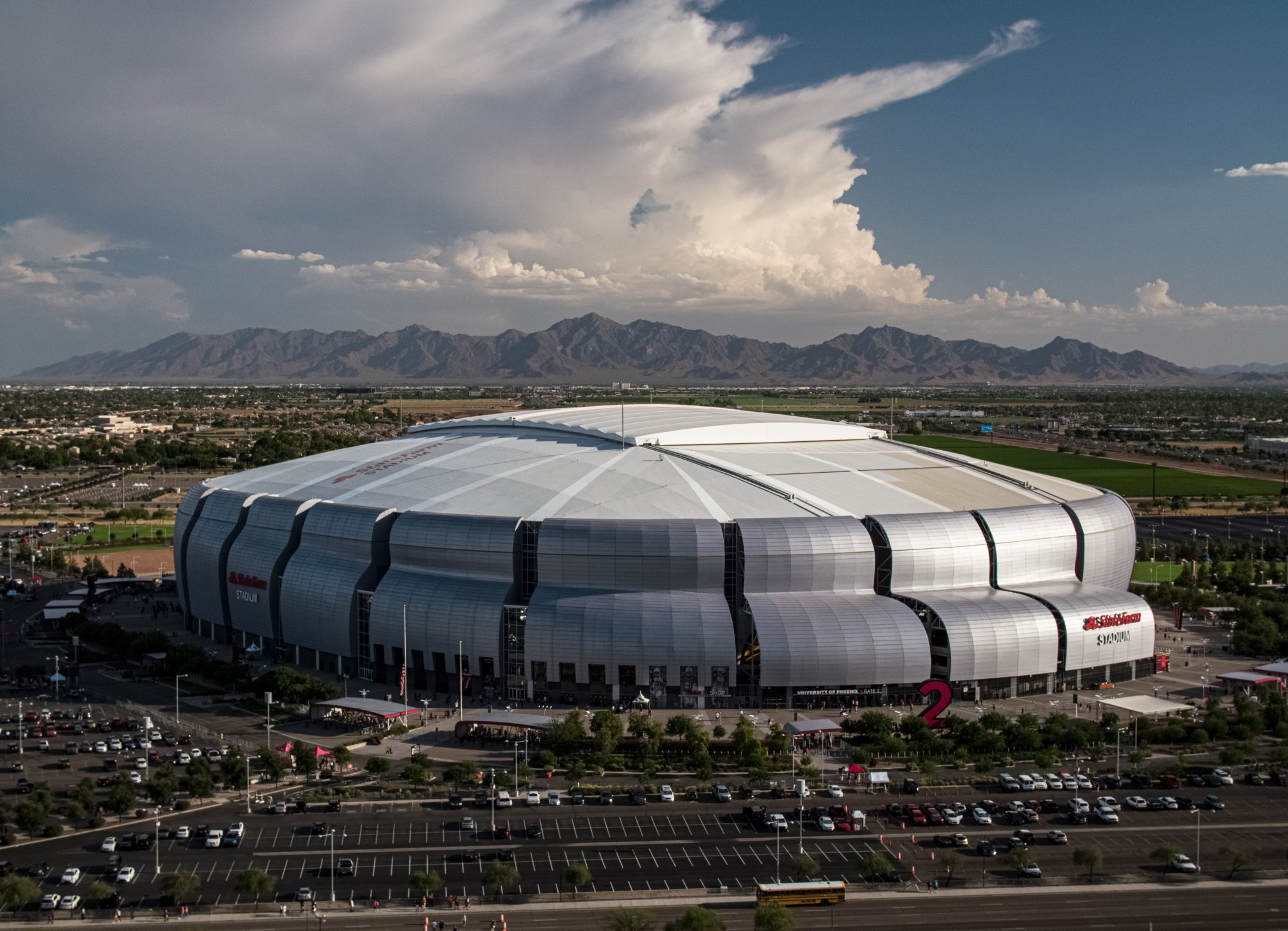 State Farm Stadium on Twitter: "Fun Fact >> The outside of building was