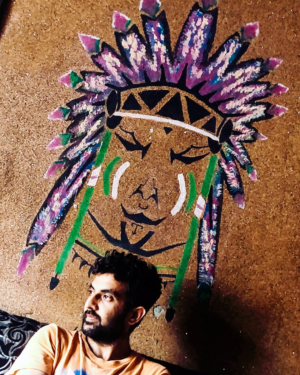 ADLforU's tweet photo. परिवार में एक नया मुखिया आया है, ये #apache है, #indigenous #tribal प्रधान
एक दीवार जो खाली है,वो सुनी है,वो बांझ सी है,
लेकिन जैसे ही उसी दीवार में कोई आकृति उकेरी जाती है, दीवार में जान आ जाती है,
उसको उसकी पहचान मिल जाती है
#graffiti
#apachethrift #ArtistOnTwitter #OSHO https://t.co/J5f75YH3AU