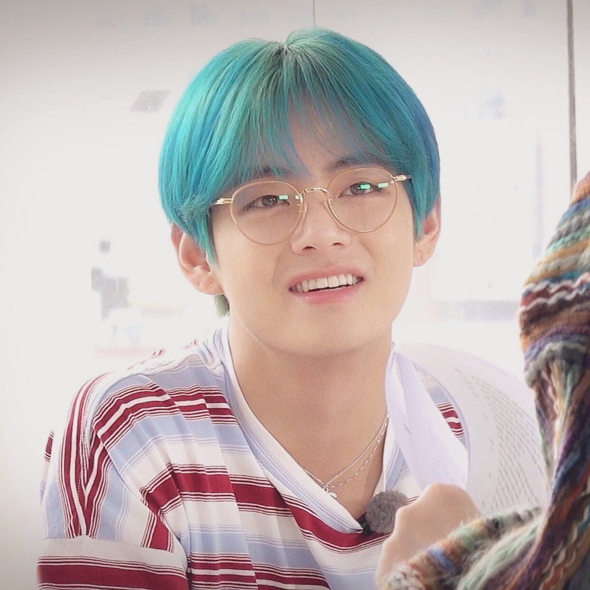 Thread of BTS Taehyung's comforting comments on weverse~°°~♡~°°~♡a thread we all needed♡ @BTS_twt  #TAEHYUNG