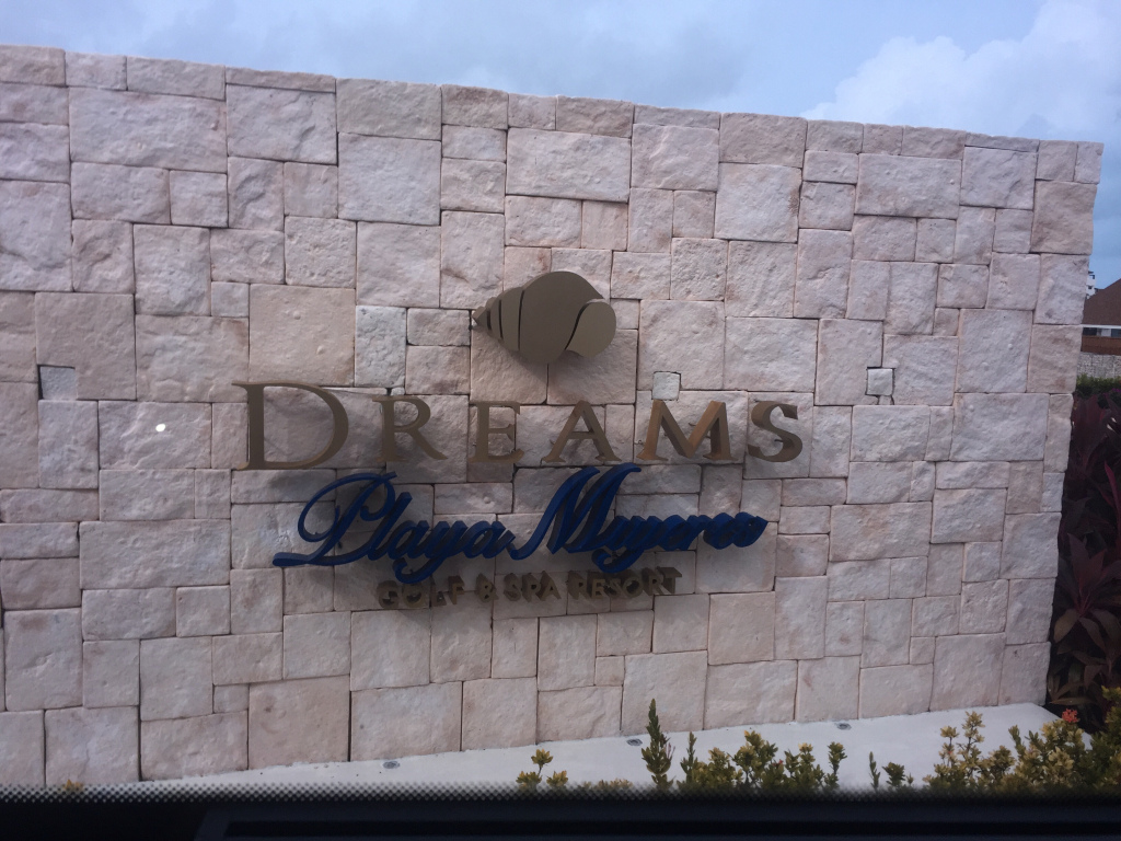 Cancun mentallyabroad.wordpress.com/2018/02/27/can…