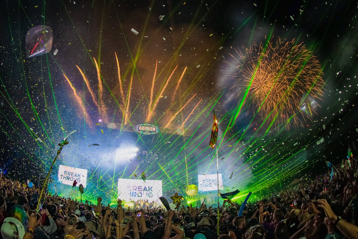 Break on through to the other. Солист группы the doors. Break on through to the other. Break on through to the other side the doors текст. The doors 1967.