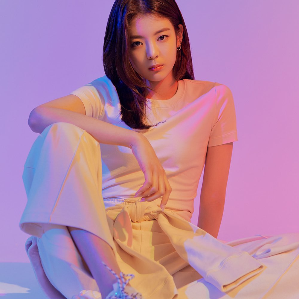 CHOIJISU_TH's tweet photo. (📸) 200428
ITZY × ANDAR ในคอลเลกชั่น Light Sweat ‘Day &amp; Night’ ค่ะ 

#ITZY #있지 #LIA #리아 @ITZYofficial https://t.co/rUEDnKaycd