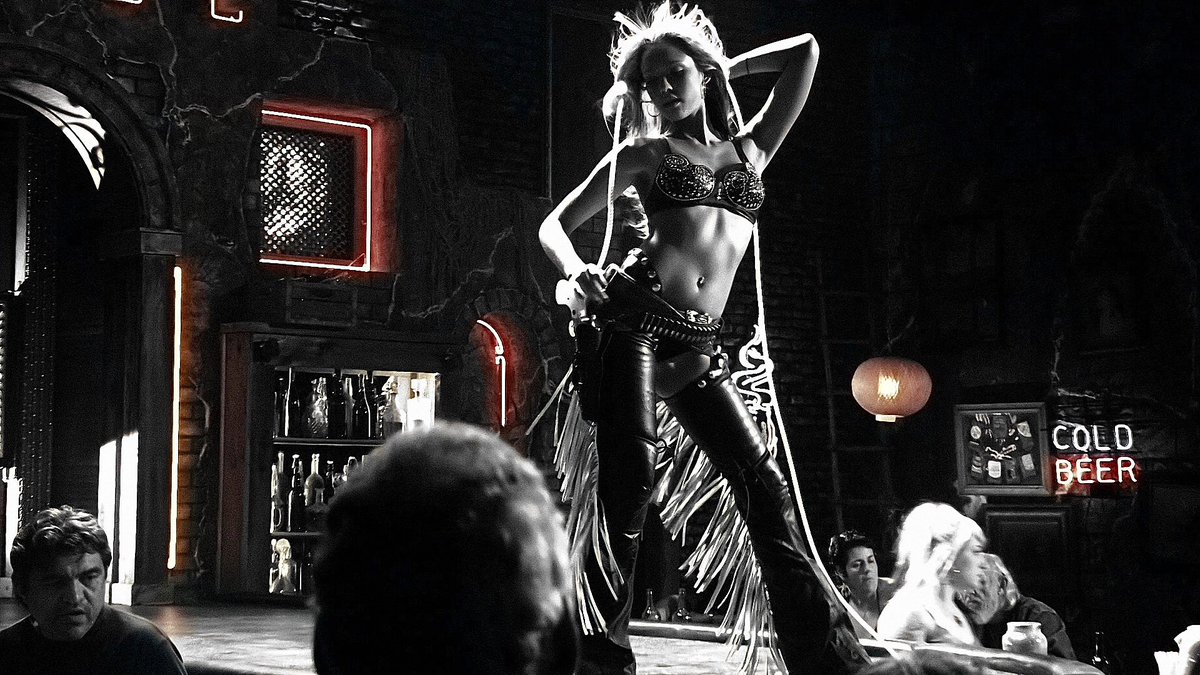 海外セレブの誕生日 4月28日 Happy Birthday Jessica ジェシカ アルバ Jessicaalba 1981年生まれの39歳 代表作 ダークエンジェル の マックス ゲバラ X5 452 役 シン シティ シリーズの ナンシー キャラハン役 ダンス