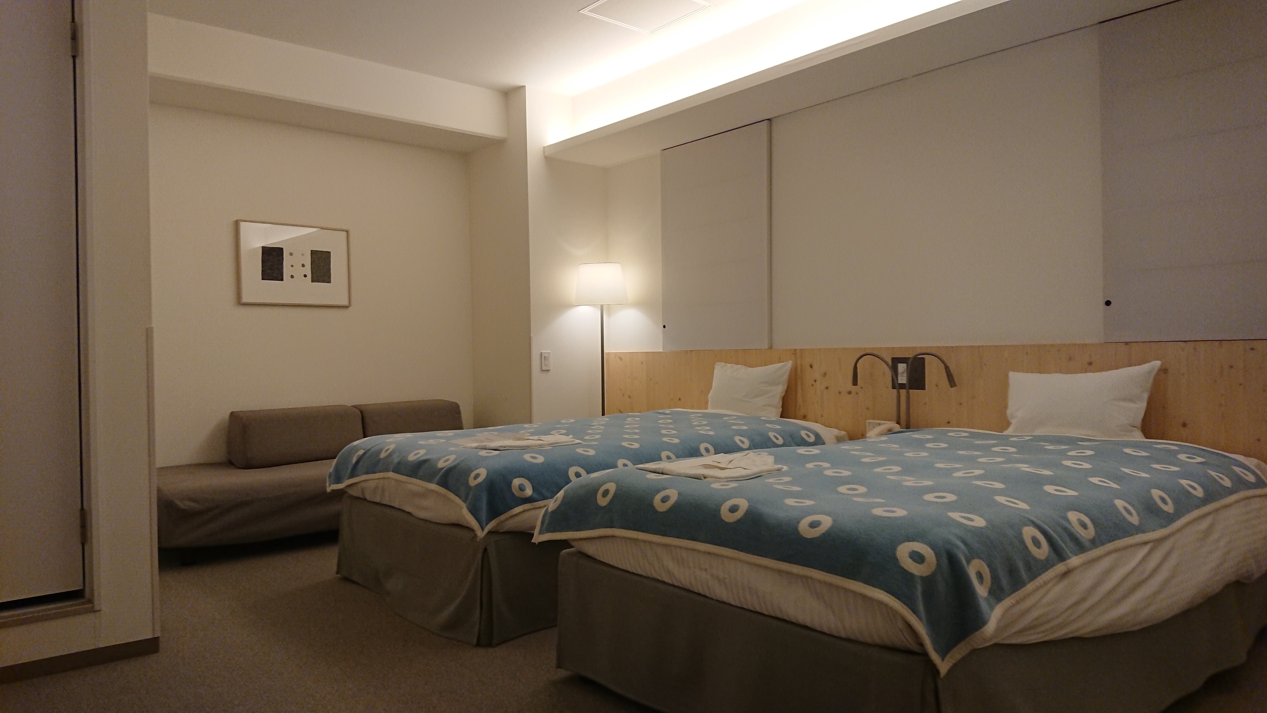 岸辺ステーションホテル 岸辺とアネックスの違い 第3弾 今日はお部屋について 岸辺は3畳ほどの畳が有るお部屋が数室ありますが アネックスには北欧をイメージしたお部屋が1室あります どちらもホッコリして頂けるお部屋です あなたの好みは 和風です