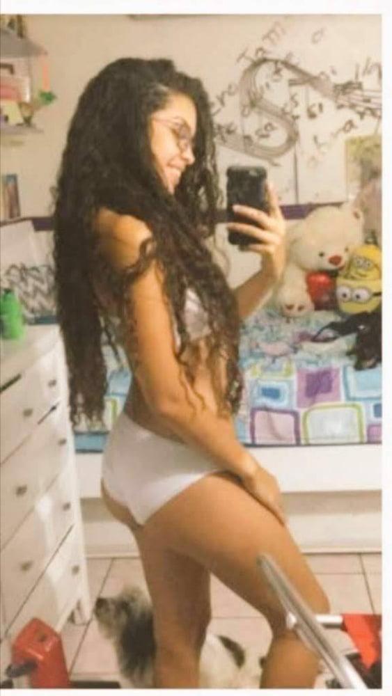 Jenniyamigas's tweet photo. Nuevo Pack: este si es de alto voltaje, flaquita enferma de deseo... se llama Fabiola
👇
Ver Descargar pack fotos y videos
✅❤️Link en MEGA: https://t.co/y6wrEZLfew

Sigueme dale RT MG y blablabla

#packpormega #packs #packsxmega
#putitasdelascalles #packscaseras #packsdemorritas https://t.co/TXCouBTghg