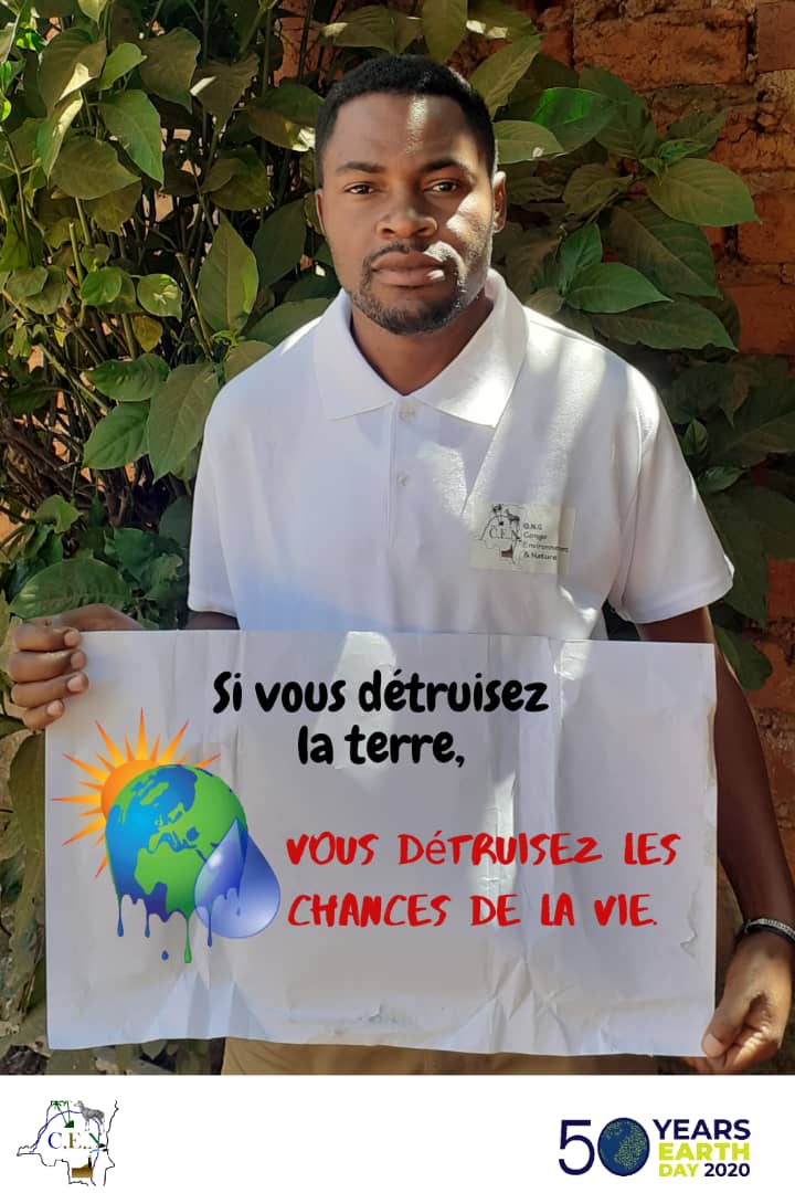 🌏 #Journeedelaterre
 Aujourd'hui Alors que le coronavirus (COVID-19) s'est propagé dans le monde entier et a dominé les gros titres, les réflexions et l'attention, la nécessité de prendre des mesures climatiques est restée aussi urgente que jamais. #earthday2020 #EarthDay