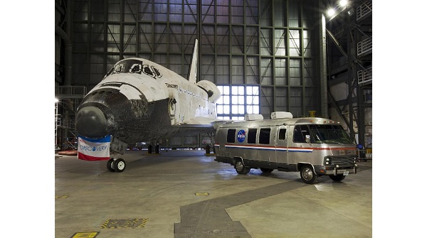 AutocaravanaCat's tweet image. Quan l'#Autocaravana era l'inici d'un viatge a les estrelles. Es tracta de l' #Astrovan, una autocaravana utilitzada per la #NASA per transportar la tripulació d'astronautes a la plataforma de llançament.
Més informació 👉 autocaravana.cat/2020/04/fins-l…
(Foto: nasa.gov )