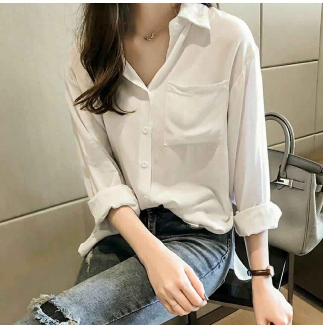 PerfectStyles6's tweet image. เซ๊กซี่เบาๆ ผ้าฝ้ายอย่างดี มีกระเป๋าข้างเดียว ผ้าใส่สบาย ไม่มี เอ้าท์ 👍🏻 เปิดไหล่ก็ได้ เปิดนมก็ดี  แขนยาว กันแดดประเทศไทยได้ดีเยี่ยม

อก32-38" ยาว 27"

🌈🌈 ราคา 280บาท 🌈🌈

#ขายของออนไลน์ #ขายเสื้อผ้า #เสื้อผ้าแฟชั่น #เสื้อผ้า #เสื้อผ้าพร้อมส่ง #เสื้อผ้ามือสองราคาถูก