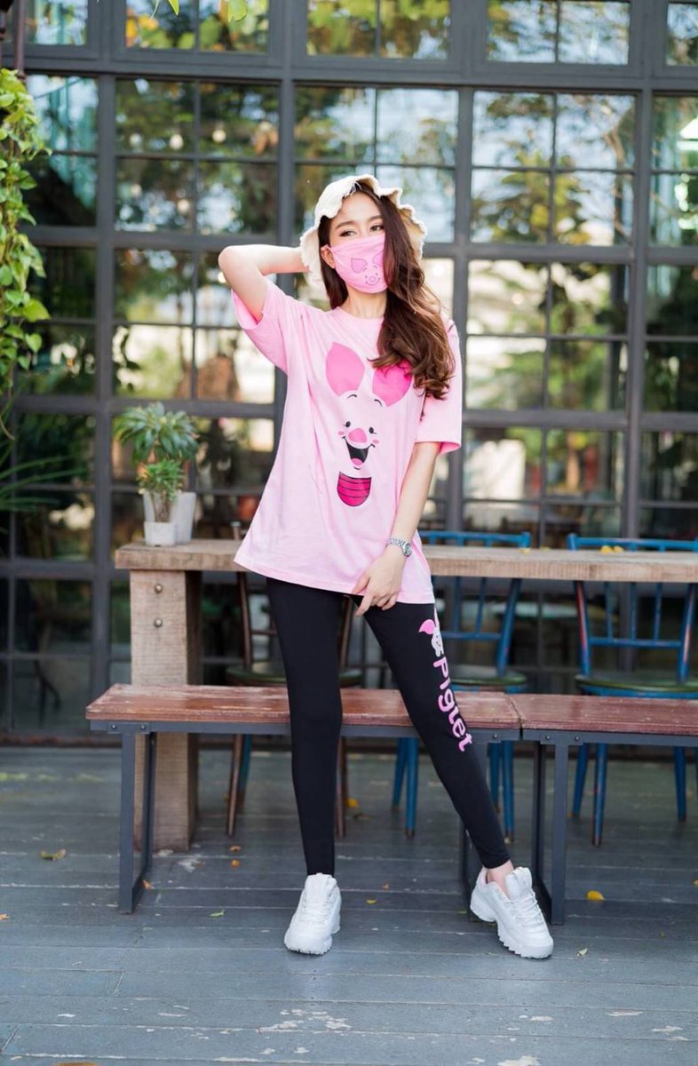 PerfectStyles6's tweet image. Set Mask 3 ชิ้น

Set 3 pcs. ห้ามพลาด🤟
เสื้อยืด+เลกกิ้ง+แมสผ้าซักได้

ซื้อ1ได้ถึง3 คุ้มสุดไปจร้าาาา

อก 32-42"
เอว 24-30"
สพ 32-42"

สี ตามแบบ
🍬🍬 ราคา 399 บาท 🍬🍬
#เสื้อผ้าแฟชั่น #เสื้อผ้าสไตล์เกาหลี #ขายของออนไลน์ #พร้อมส่ง #ราคาถูก #เสื้อผ้าพร้อมส่ง #เสื้อผ้าเกาหลี