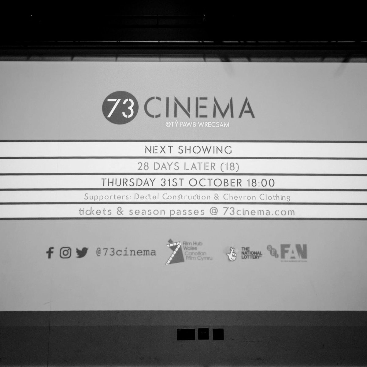 73cinema's tweet photo. 🍿 “28 Days Later” @typawb 🍿
.
#cinema #sinema #popcorn #wrexham #northwales #indiefilm #artscentre #events #28dayslater #dannyboyle #halloween .
📸 @gpfilmphoto https://t.co/TLlWtsnXSP