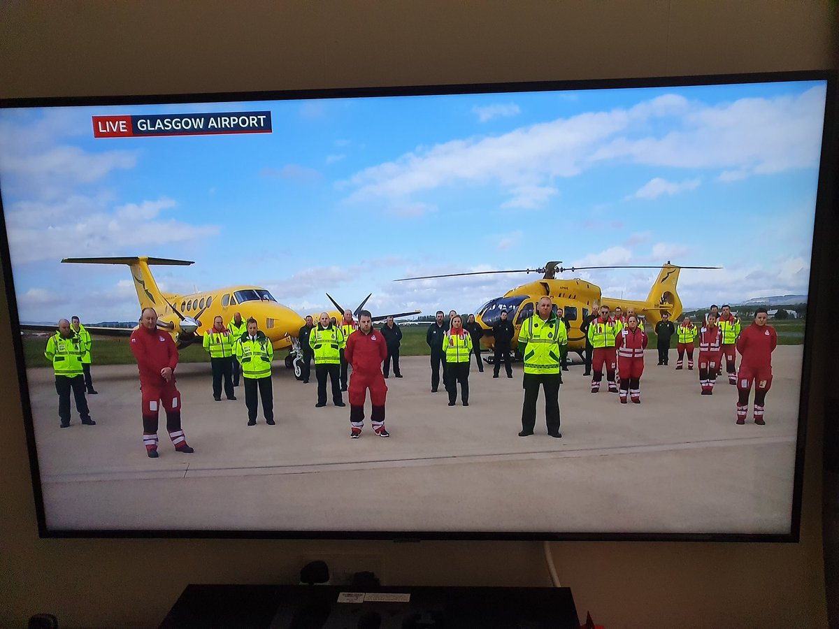 Proud of our great team @Scot_STAR @Scotambservice @scotambhelimed5 observing a poignant #minutesilence for our fallen healthcare workers on #IWMD20 . Definitely a start but not nearly enough to acknowledge every life lost.