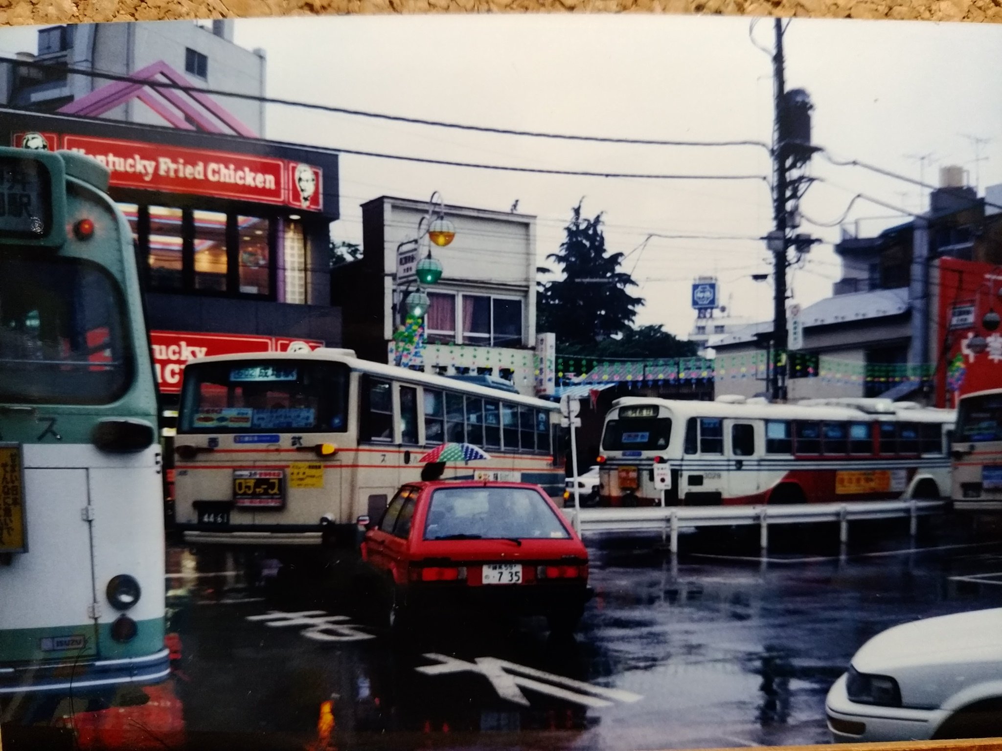 Twitter 上的 海風 昔の石神井公園駅南口 おそらく1992年頃 阿佐ヶ谷行きの関東バスの乗り場は広場の反対側の路上にあってバスが停まると道を塞いでしまうので 発車時間間際まで広場で待機していた T Co Poyozevvws Twitter
