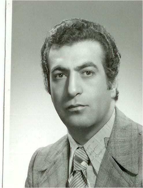 azadehpourzand's tweet photo. 9 Years ago you flew away. You were handsome. The #IslamicRepublic fears handsome. You were #daring, fun and worldly, the qualities they fear. You were an amazing #journalist, they fear that too. You taught me love. They fear love. Sleep tight, Babayee! #Siamak_Pourzand #Iran https://t.co/mLT1L9aW8f