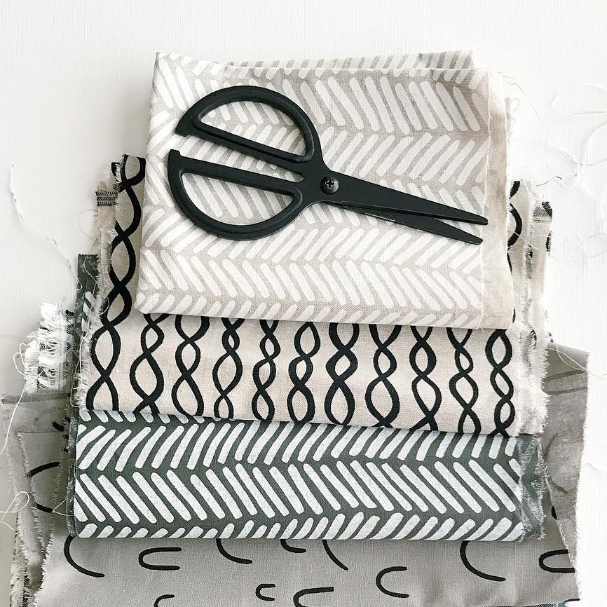 WiseOwl_London's tweet image. Today I'm setting you a challenge... for the last few weeks I've been sharing with you my mood boards with a few tips. Its time to get your mood board on, my challenge to you is to create your own mood board. Share this and tag me @WiseOwl_London  
#sampleboard⁠⁣⁠⁣