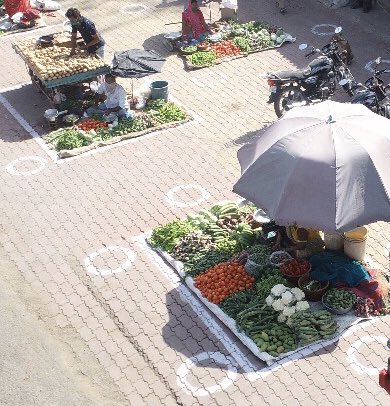 vijayrupanibjp's tweet image. The city of Morbi is showing exemplary discipline so far as social distancing is concerned. I congratulate vegetable vendors and buyers as well. Let’s follow it and stop corona from spreading further. @CollectorMorbi 

#IndiaFightsCorona
#GujaratFightsCovid19