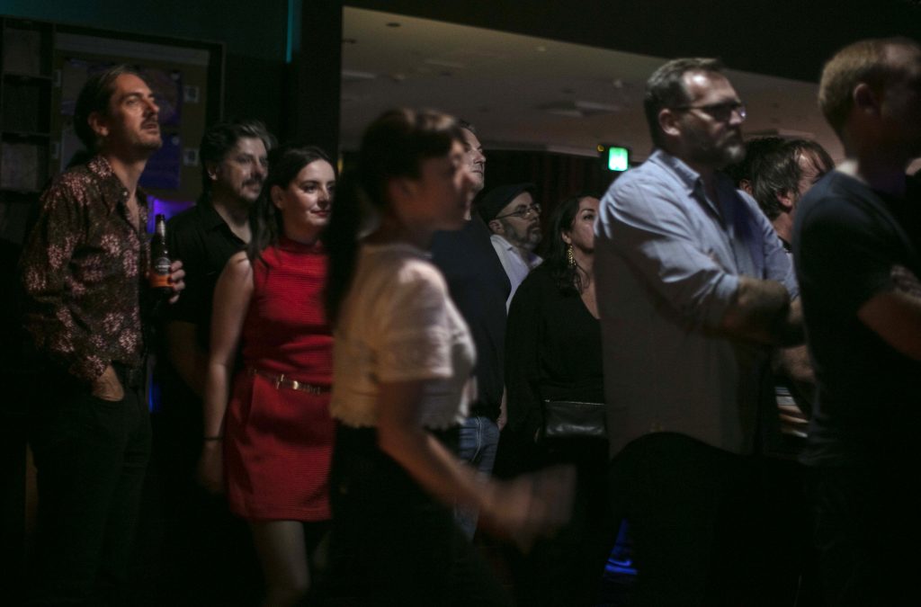 Live music venues need financial disaster relief not loans, Jon Perring argues: dailyreview.com.au/live-music-ven…