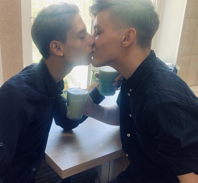 Love and Match Latte https://t.co/NHyqe1es9F