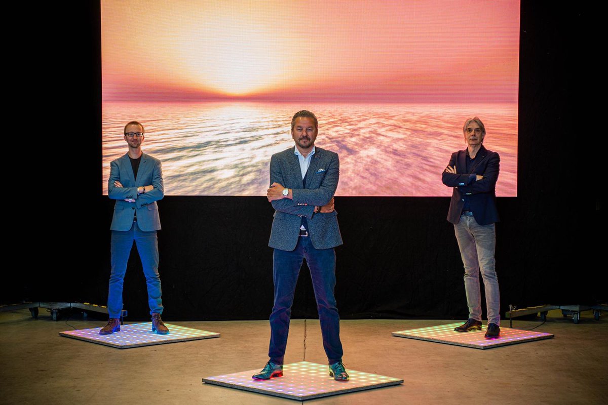 Samenwerken en verbinden, juist nu!
Omdenken en aanpassen naar de nieuwe normen, zodat we straks weer uit onze bol kunnen, maar .....met het koppie erbij! <a href="/Inspiprod/">InspirationProd</a> <a href="/wimpbnevents/">pbnmusicevents</a> @DMFotoZwolle