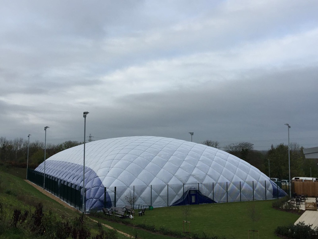 ExternalWorks's tweet photo. Air Dome #sports #shelters from @RocklynLTD are a cost-effective and flexible way to cover outdoor sporting areas permanently or in the winter https://t.co/5eDJQSvjNG https://t.co/nDpx5i6ApW