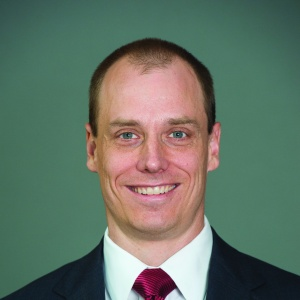 DICEHHU's tweet photo. Today, Nathan Miller (@Georgetown) will give a talk on
"Oligopolistic Price Leadership and Mergers: The United States Beer Industry" in the #DICE #ResearchSeminar. The seminar will take place from 16:15 to 17:15 via Webex. https://t.co/LjbFYCnUnT
