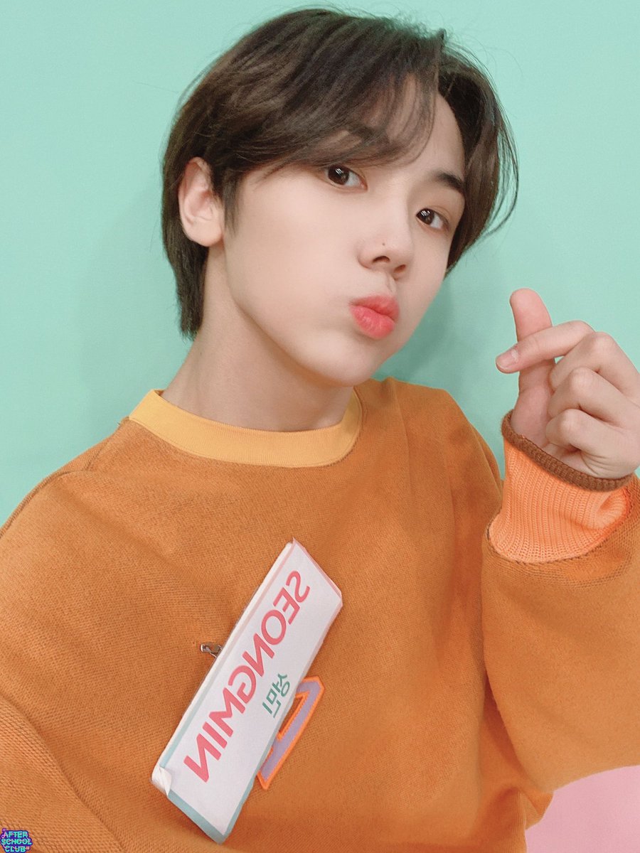 arirang_ASC's tweet photo. [CRAVITY]
⠀
어디서 이렇게 잘생기고멋지고예쁘고깜찍하고기염둥에사랑스러운 요정들이 나타난건지 😆 우리비티 요정설 반박 절대 안받아요~ 🤧 천사엔젤요정 다 우리비티꺼 ⋆⁺₊⋆ ♡̷̷̷
⠀
#CRAVITY_ASC @CRAVITYstarship #CRAVITY #크래비티 https://t.co/nUVHiVh6Tc