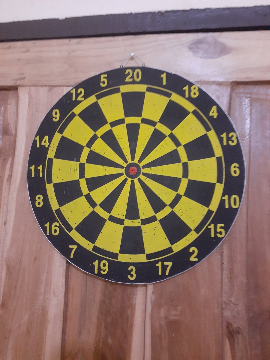 kemked's tweet image. @channels_sports Thanks to the COVID-19 Lockdown, I have picked up an interest in darts. 

#LockdownRoutine #day32oflockdown