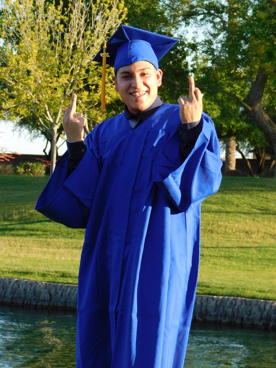 DeadnInvisable's tweet photo. You've been coming to me alot lately in my dreams and I love it. I miss you so much jayjay 💔 https://t.co/IfhWLTC9lc