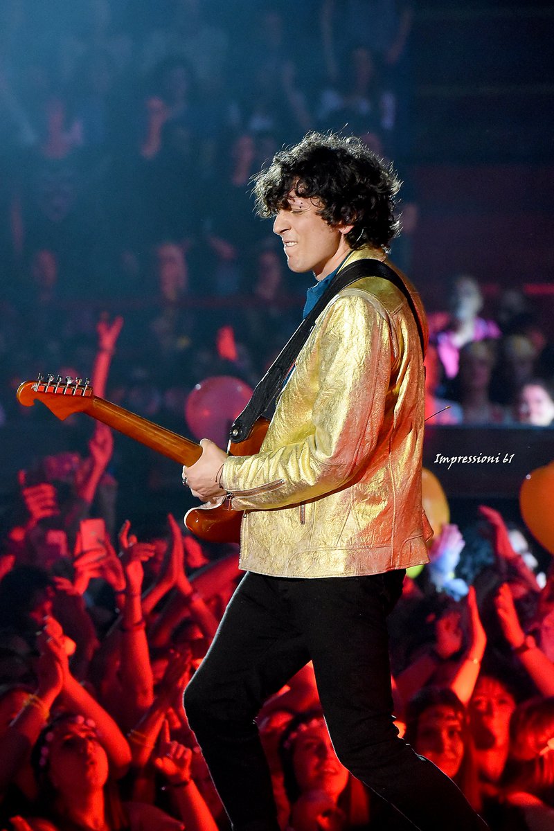 impressioni61's tweet photo. #ErmalMeta Cosรฌ una favola divenne realtร
#ErmalMetaAlForum https://t.co/SDub248jaf