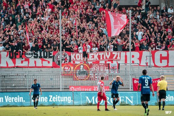 FasziFankurve's tweet photo. Die aktive Fanszene der #OffenbacherKickers fordern in der aktuellen Situation mit einem Positionspapier eine zweigleisige #3Liga & endlich eine Umsetzung der "Meister müssen aufsteigen"-Forderung: #OFC #RegionalligaSüdwest https://t.co/vjhuMDJZbC https://t.co/yh7VdCA9mQ